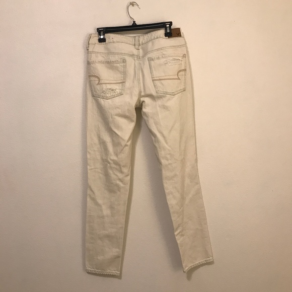 American Eagle Boyfriend Jeans - 2 - Picture 2 of 5